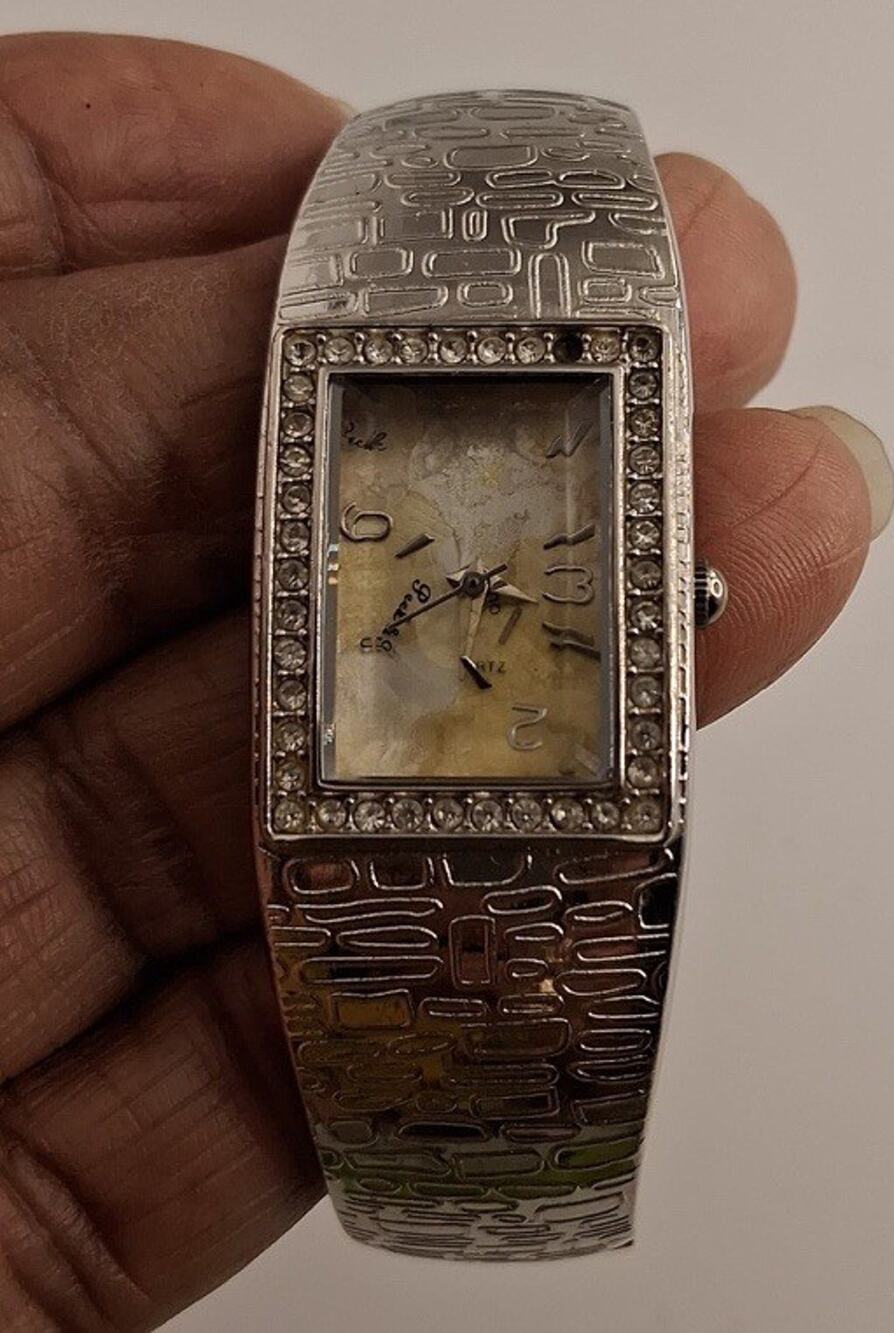 Peck & Peck Womens Silver Tone Textured Baffle Cuff Watch Rhinestone PCP814